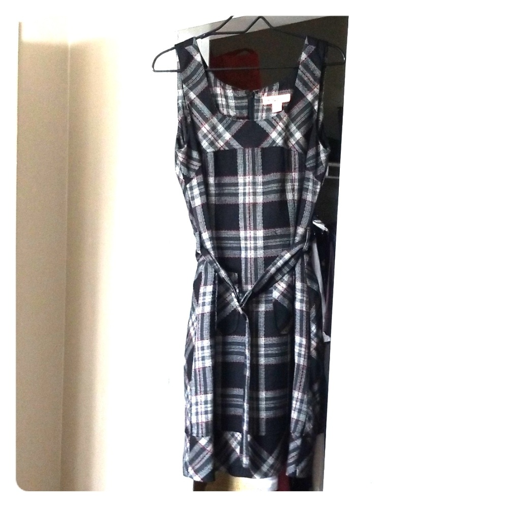 Gray Black Red Plaid Sleeves Dress with Belt